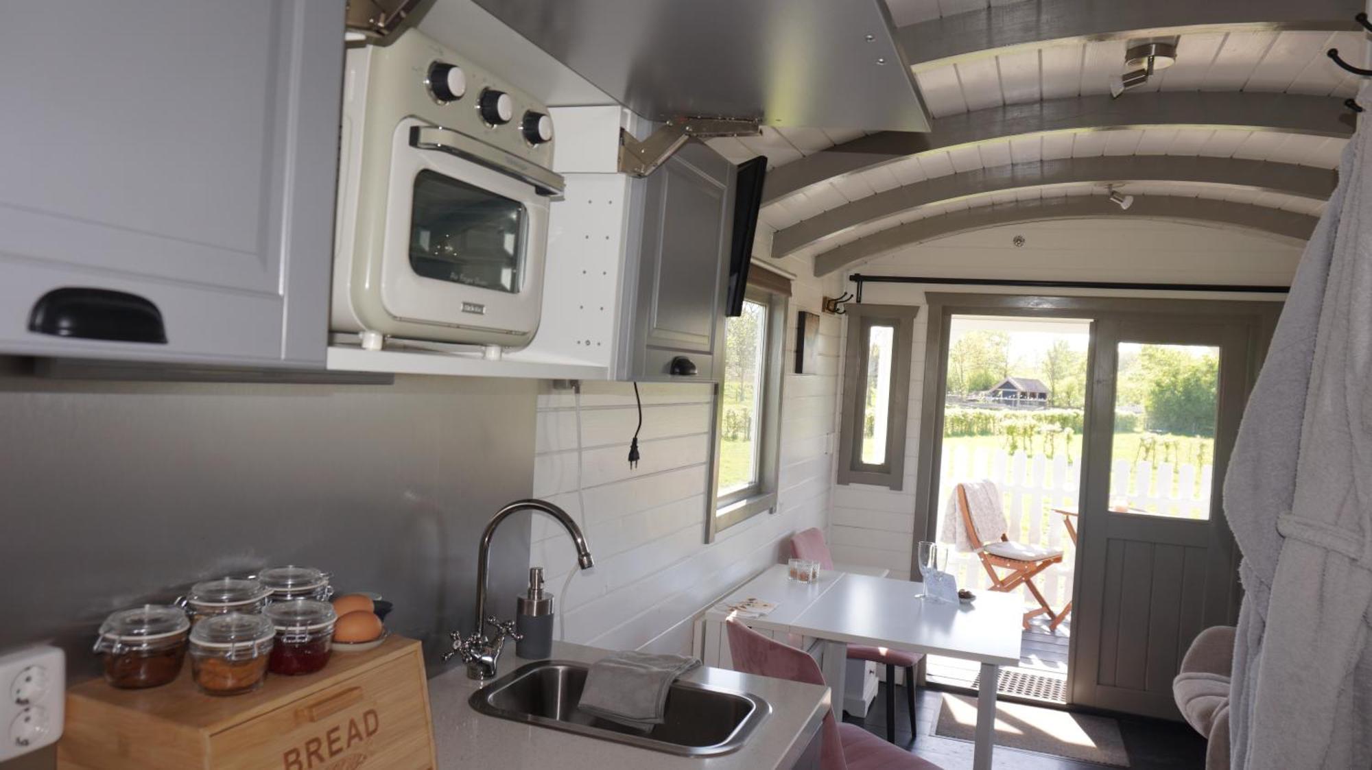 Bed And Breakfast Het Schapenlandje Waarland Bagian luar foto